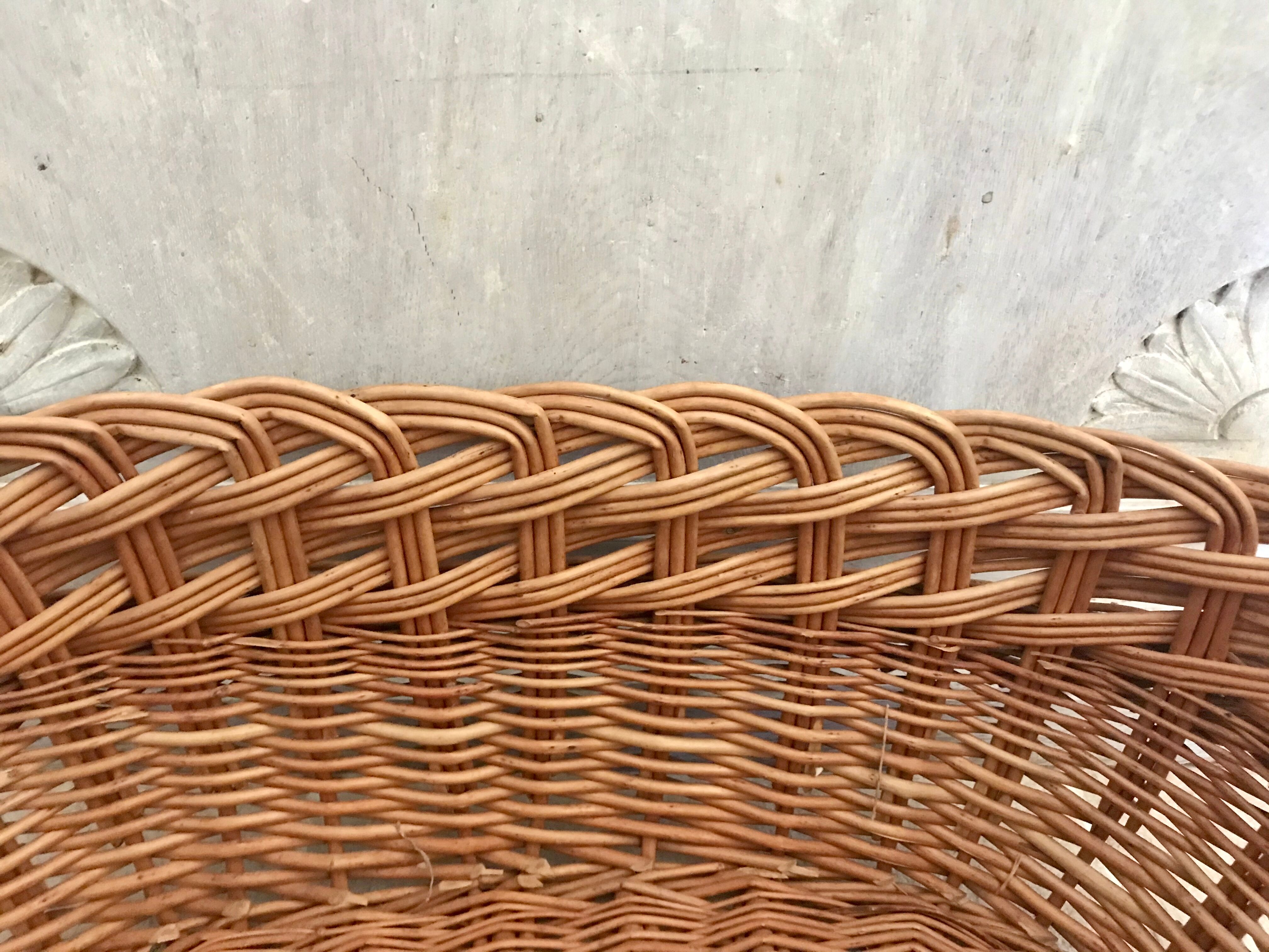 Oval woven wicker basket 52 cm