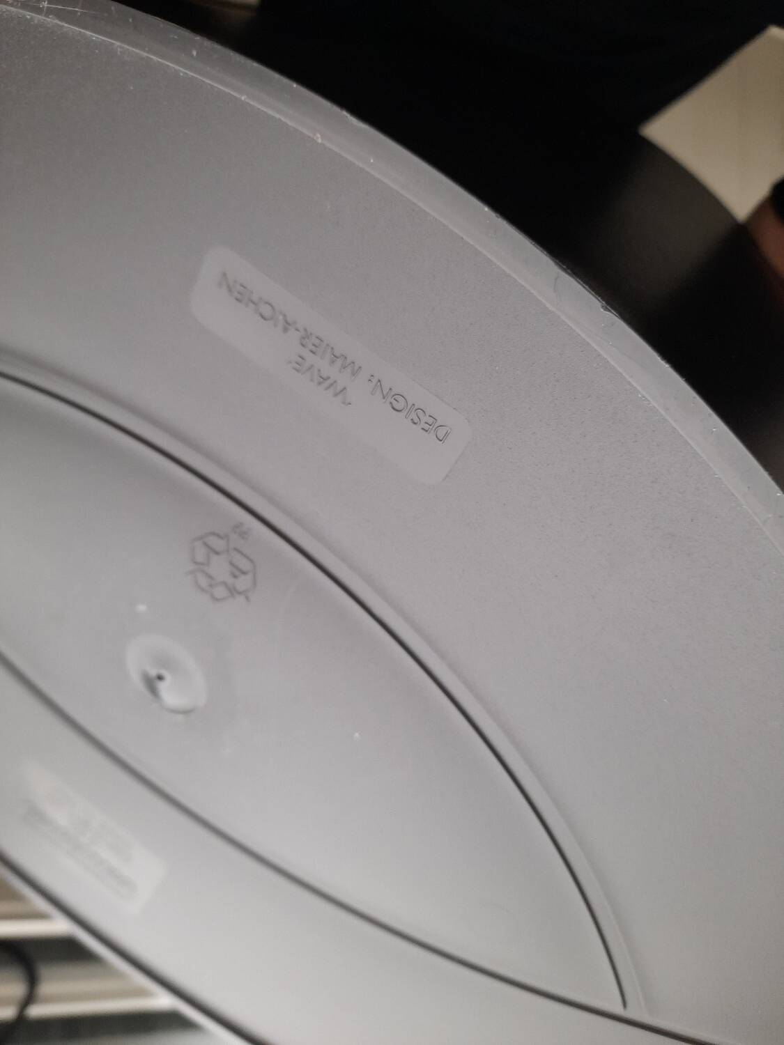 Wave magazine rack by Maier-Aichen 90s