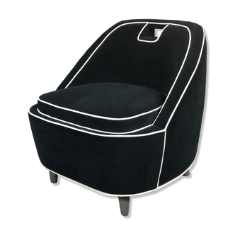 Fauteuil rétro vintage 80's en velours noir gansé blanc