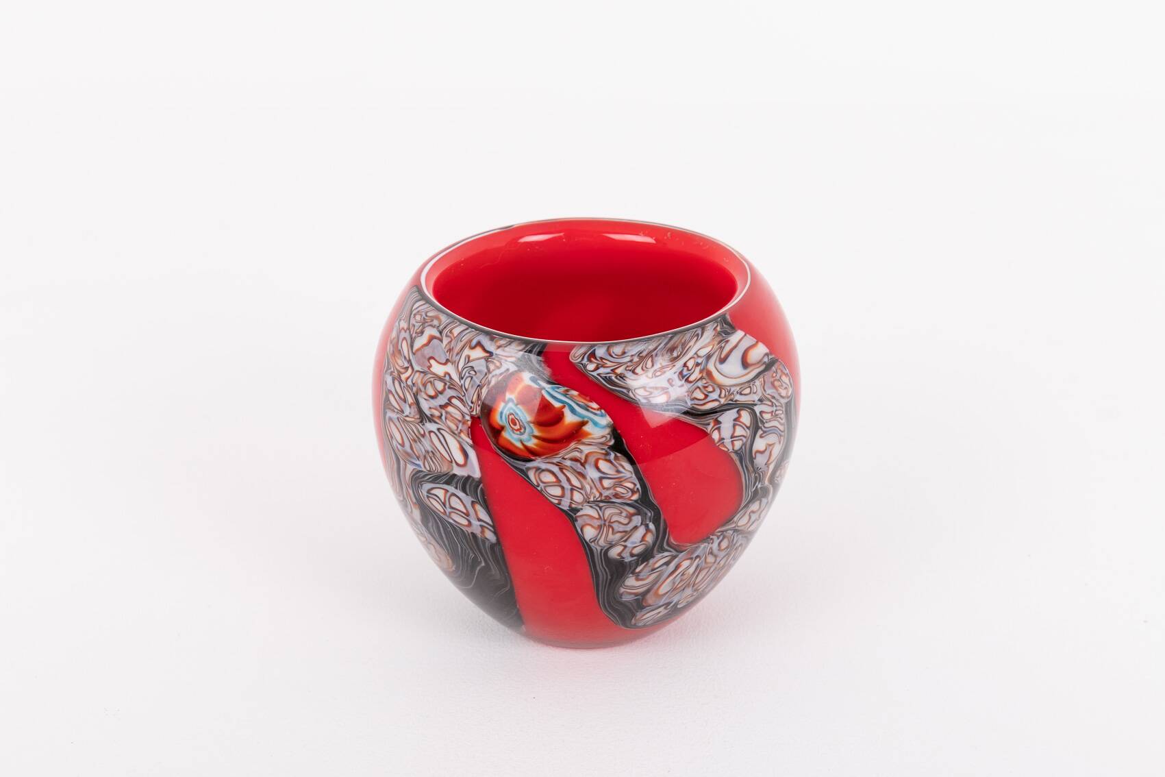 Spectacular Murano glass bowl, Italy 1980’s