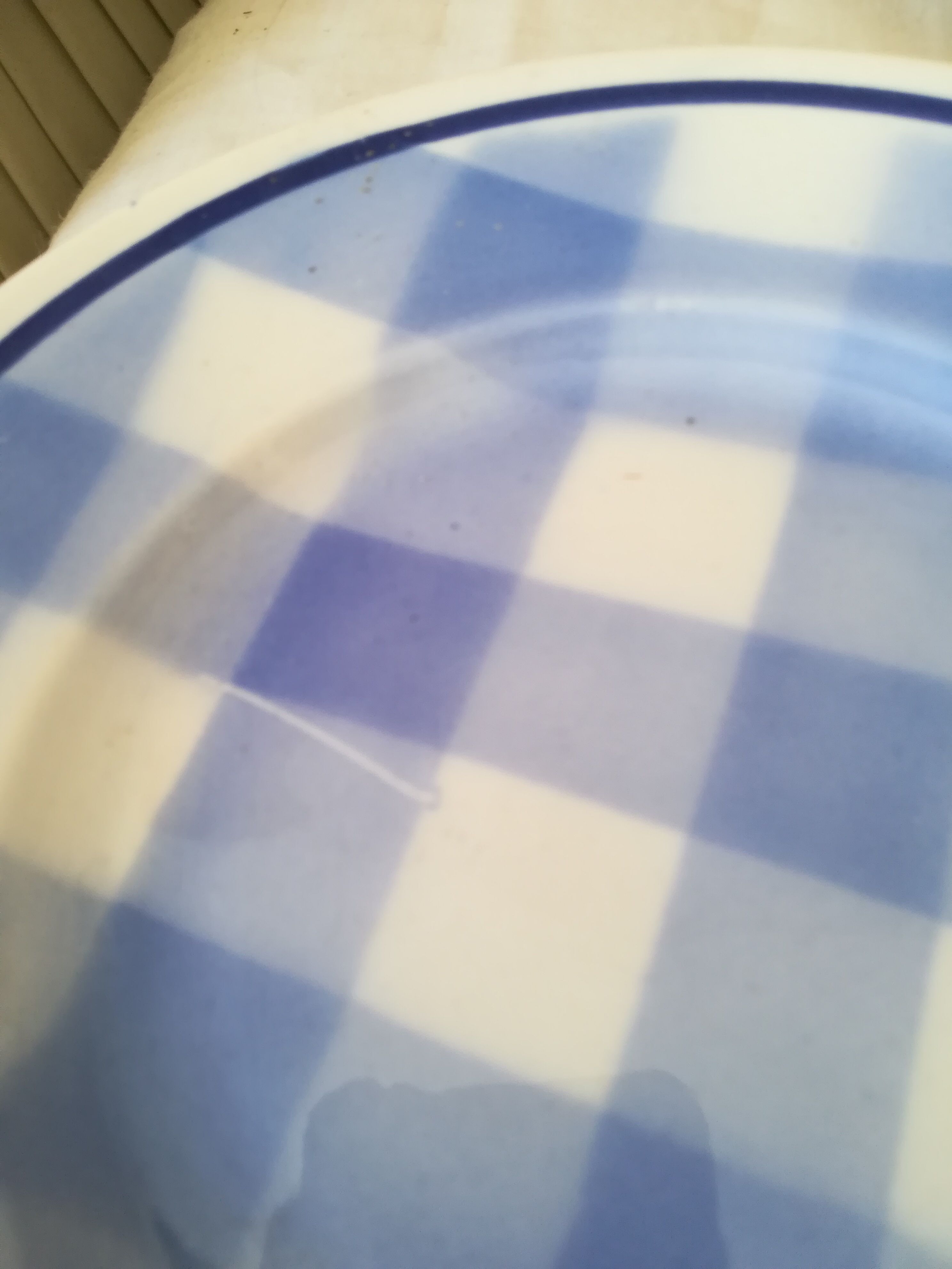 6 vichy dessert plates