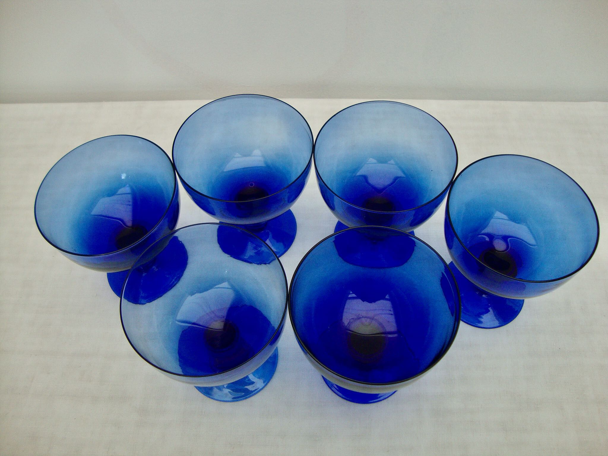 Set of 6 dessert cups in blown glass