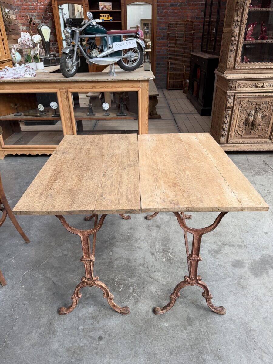 Paire de tables de bistrot début XXème