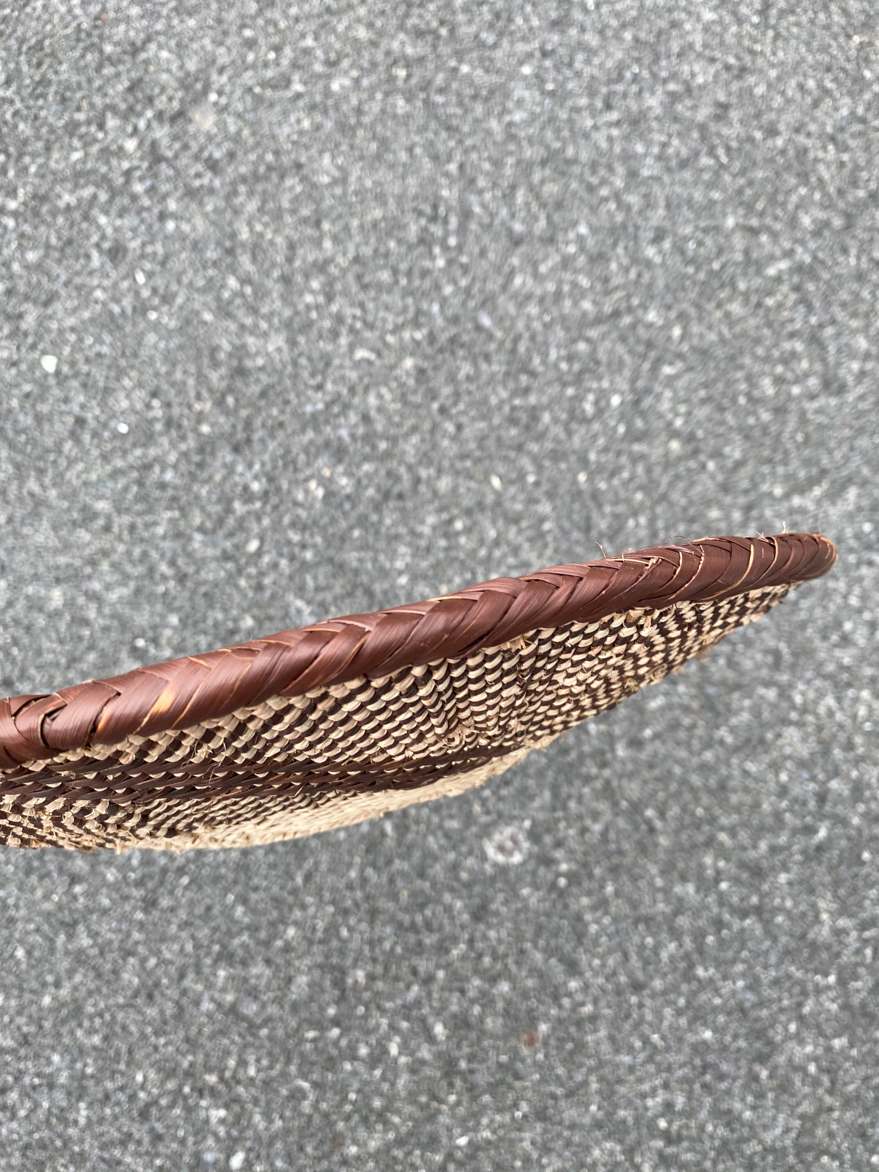 30 cm batonga wall basket