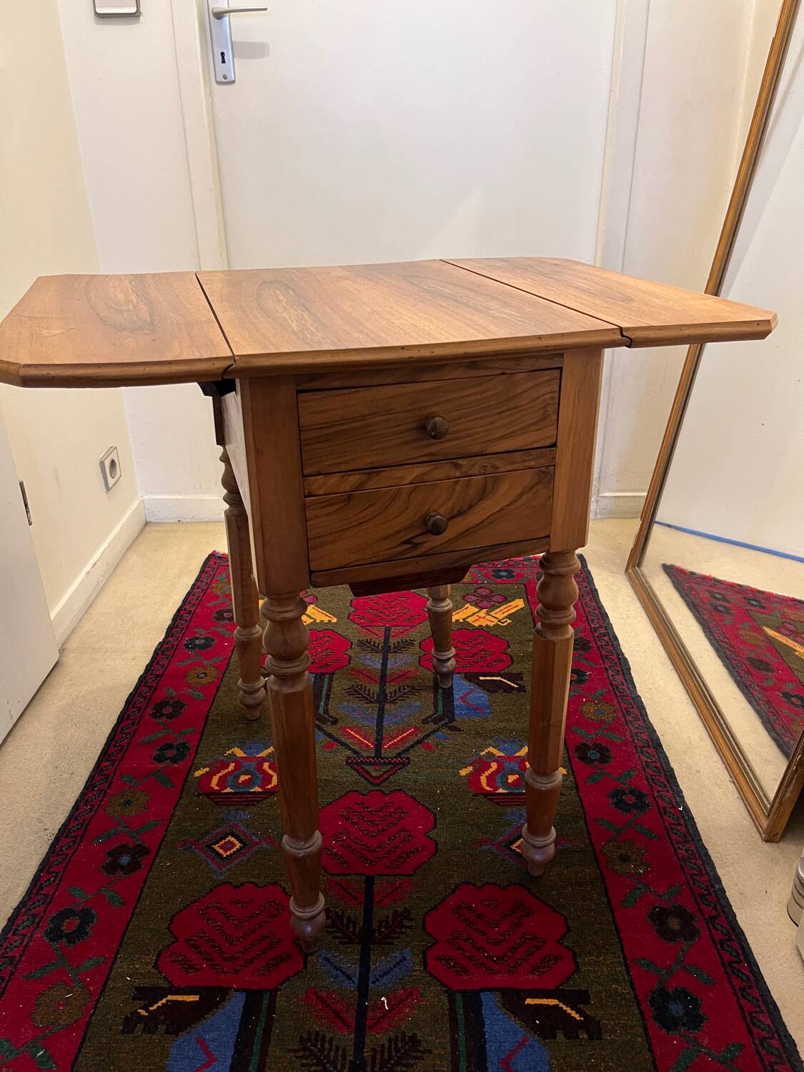 Table à ouvrage extensible