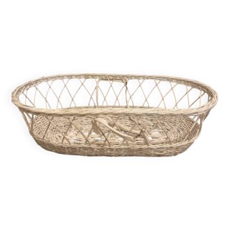 Rattan bassinet with English embroidery covering