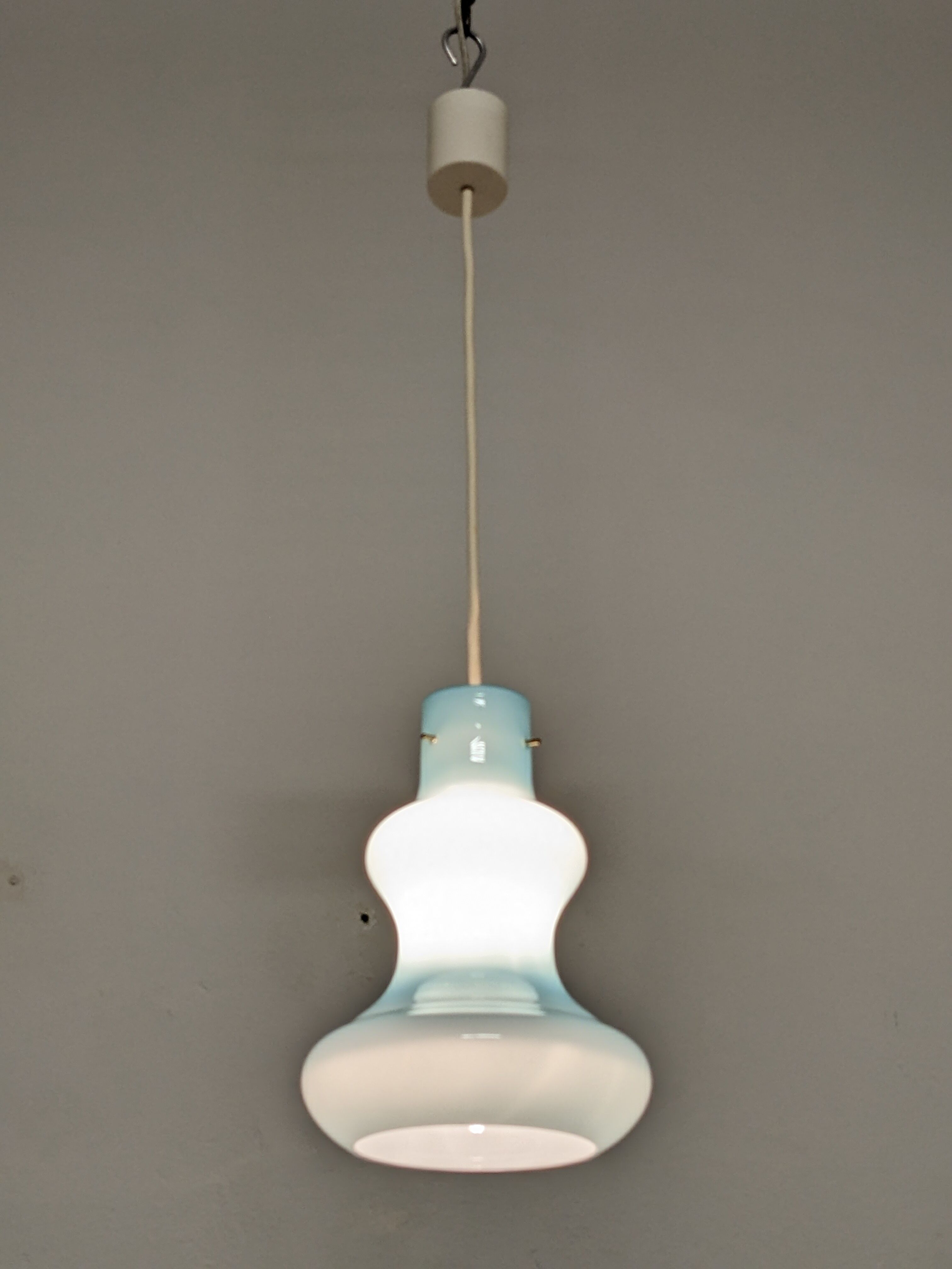 Blue opaline suspension from the 50s/60s