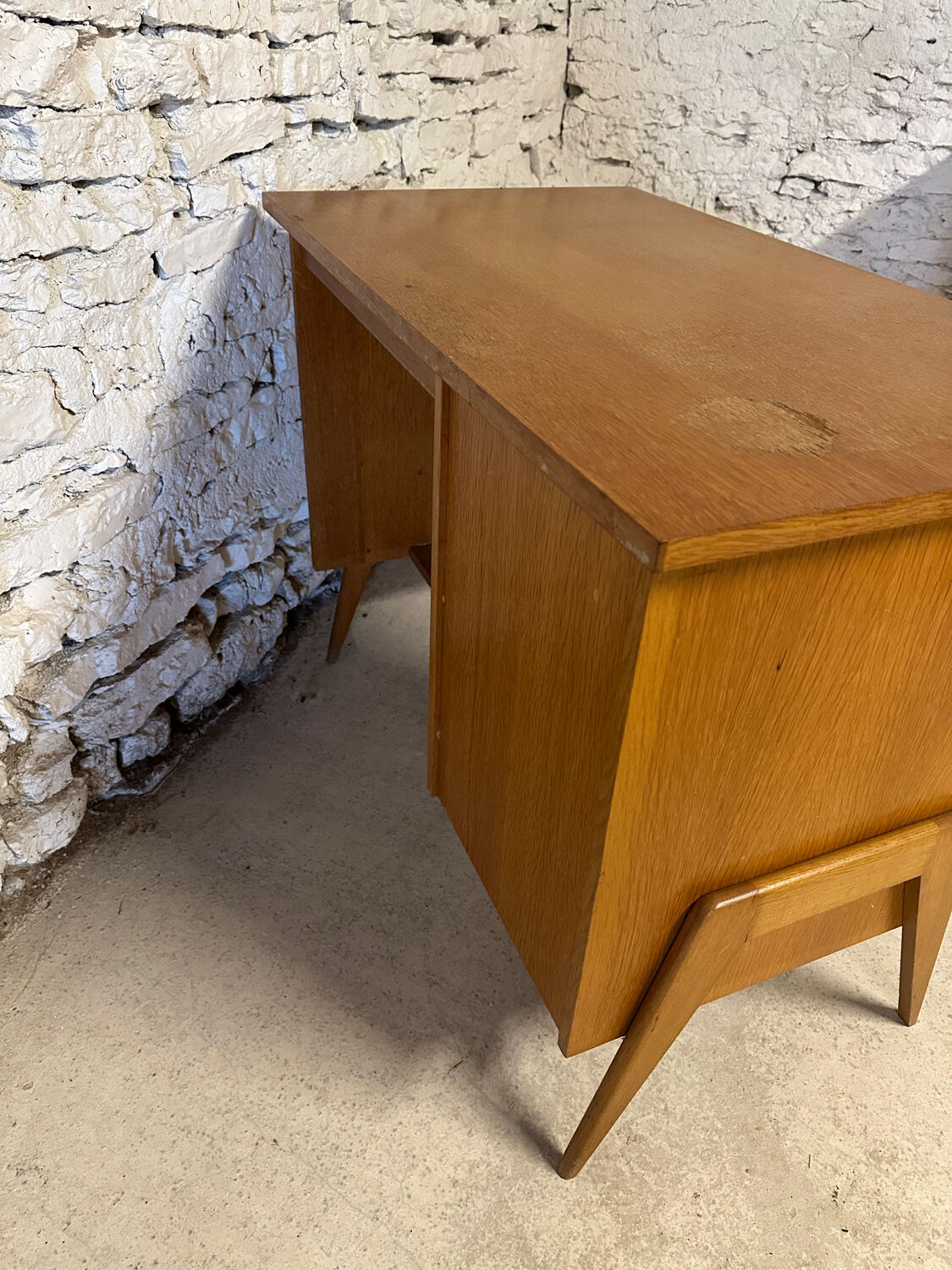 Child's desk 1950, vintage compass legs