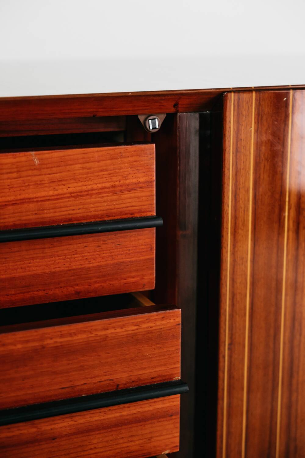 Credenza In Palissandro Monumentale Zebrawood Lacquered Mid-Century De