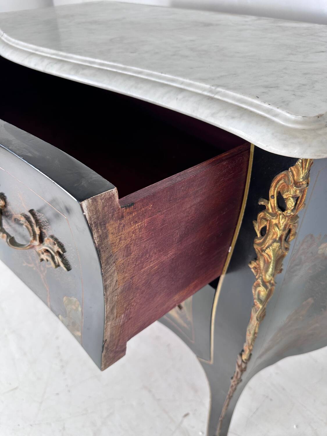 Chinese lacquered style commode