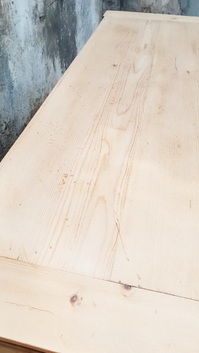 Antique pine chest of drawers