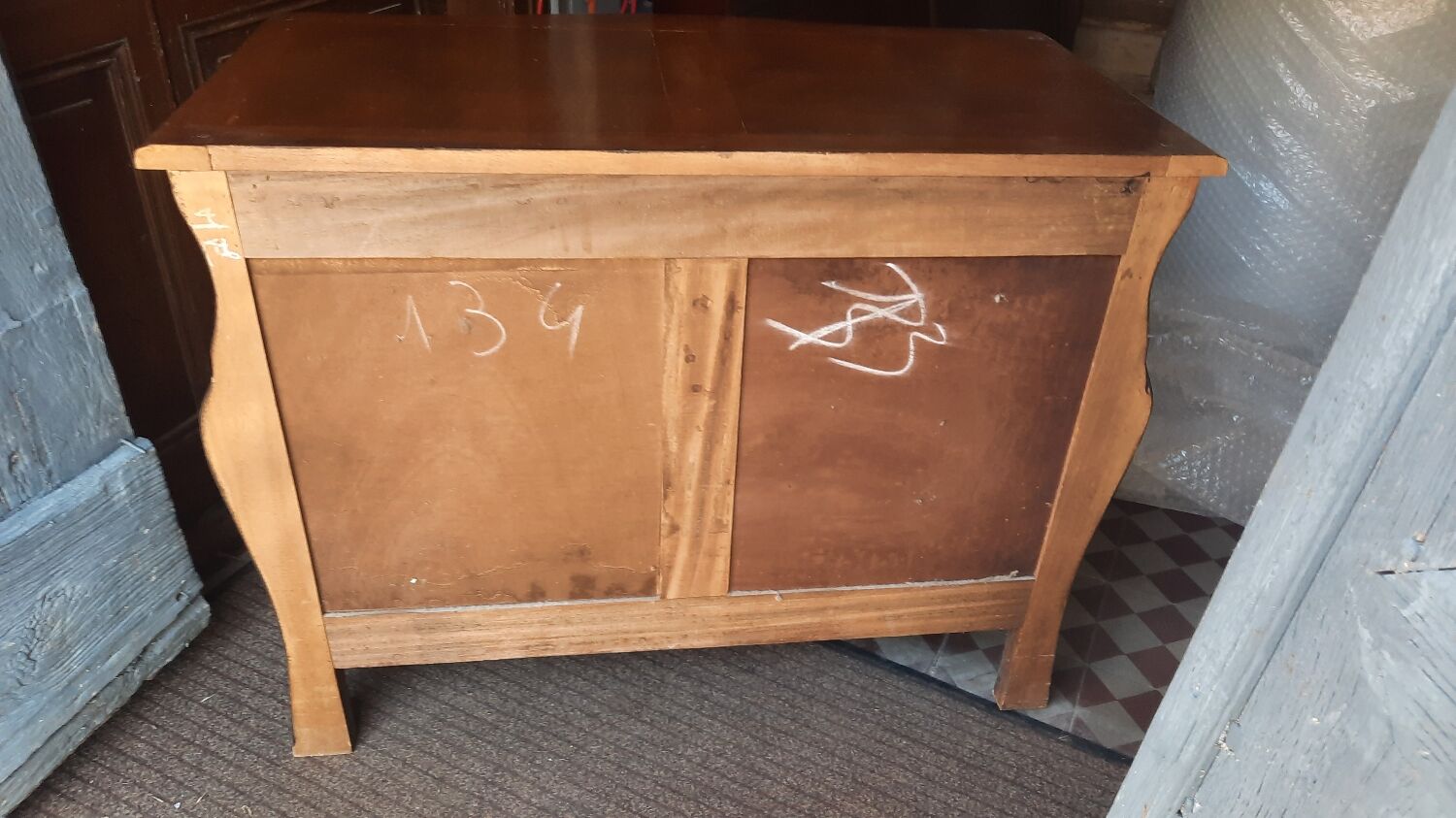 Bordeaux-style chest of drawers