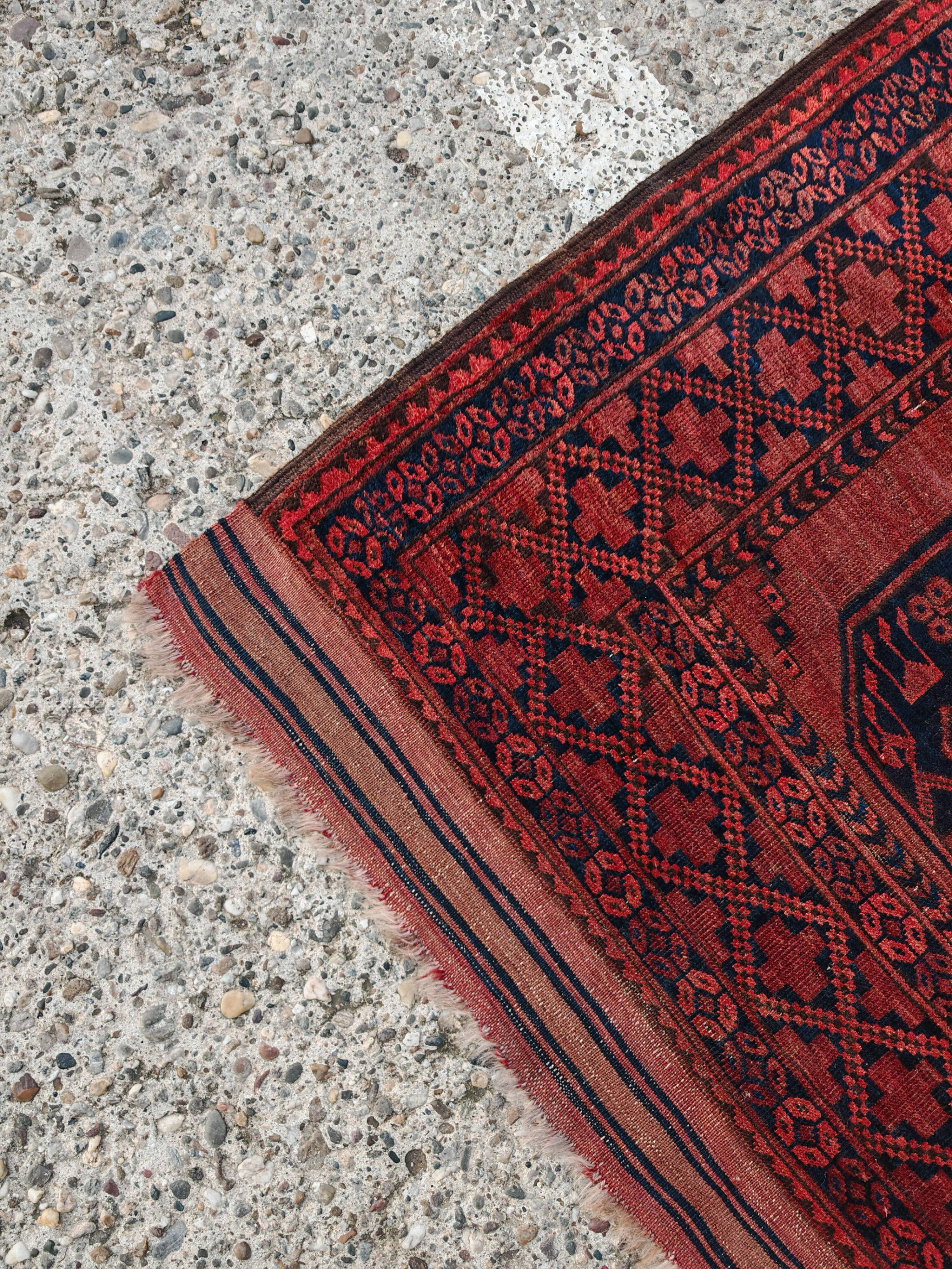 Antique Turkmen Ersari hand-knotted wool carpet 1920s