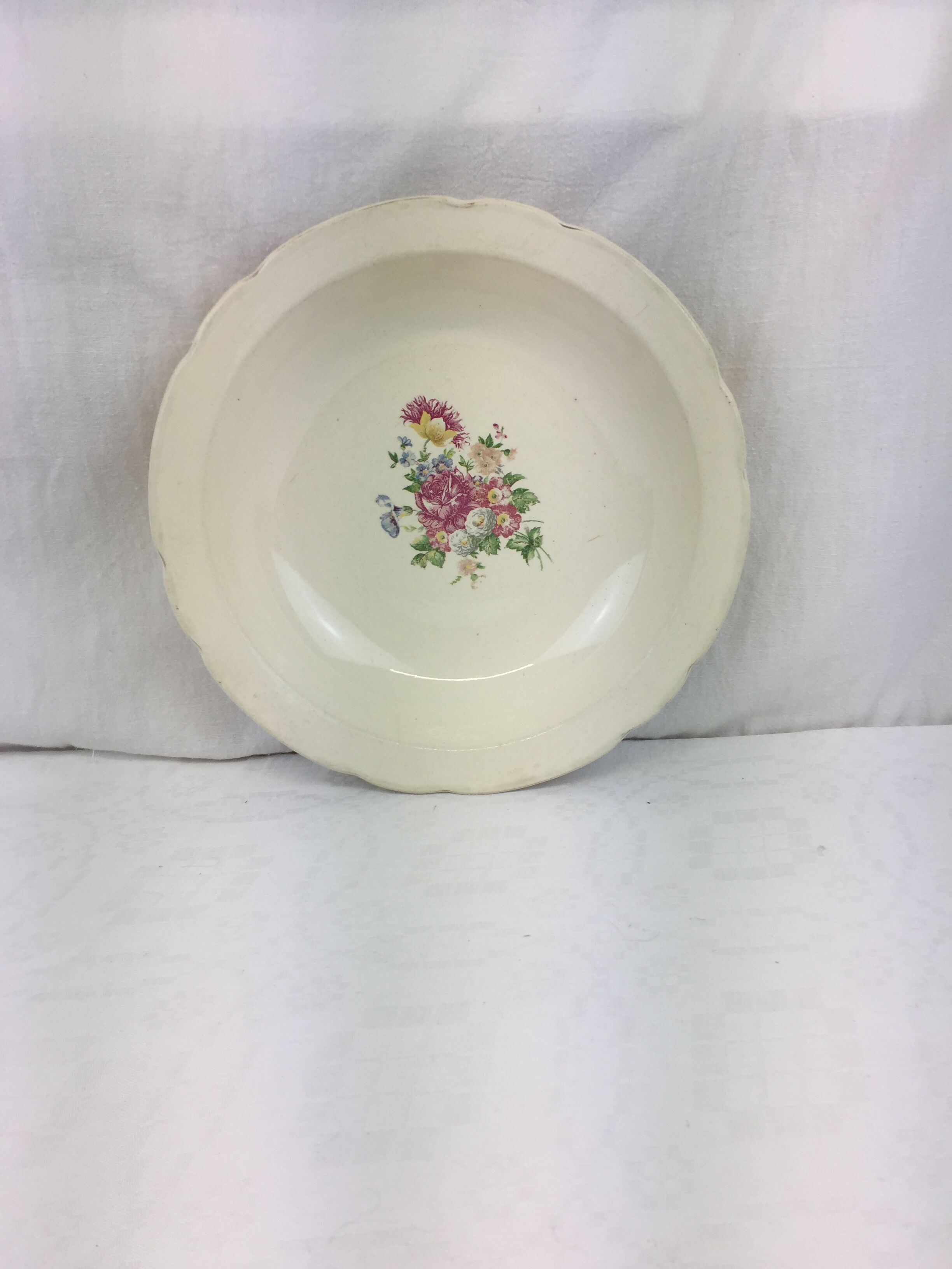 Round hollow dish made in France Digoin Sarreguemines Sevigne model