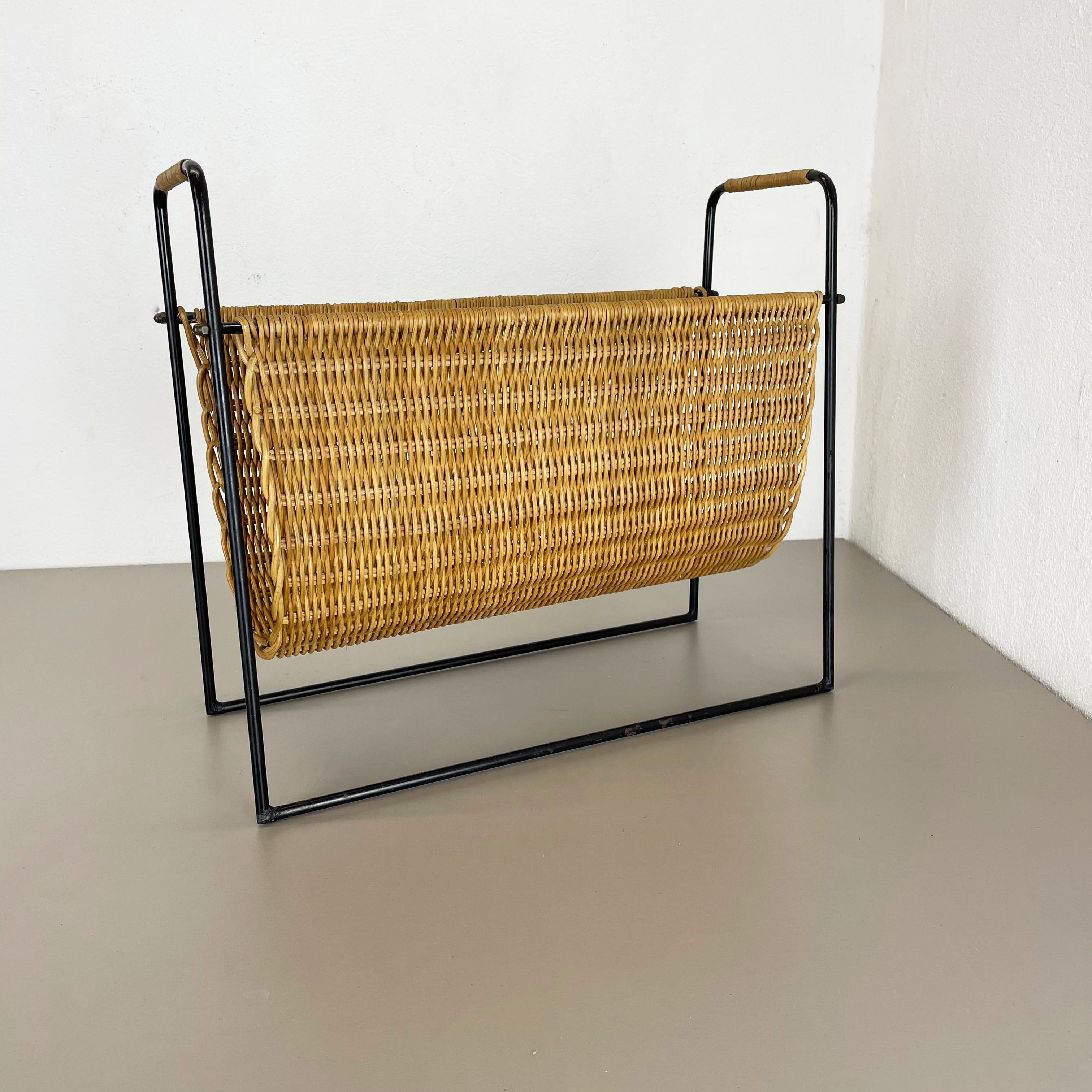 Aubock Style Mid-Century Rattan Bauhaus Magazine Holder, France, 1950s