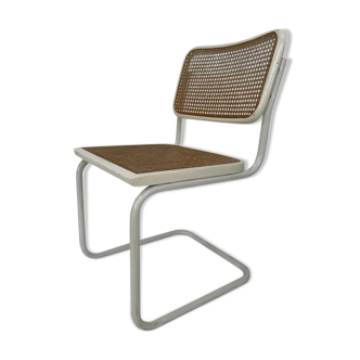 Cesca design chair b32 model in white design