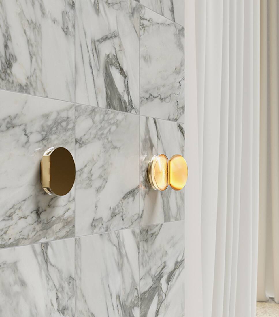 Powder compact appliques