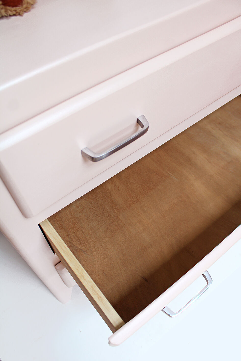 Vintage chest of drawers revisited