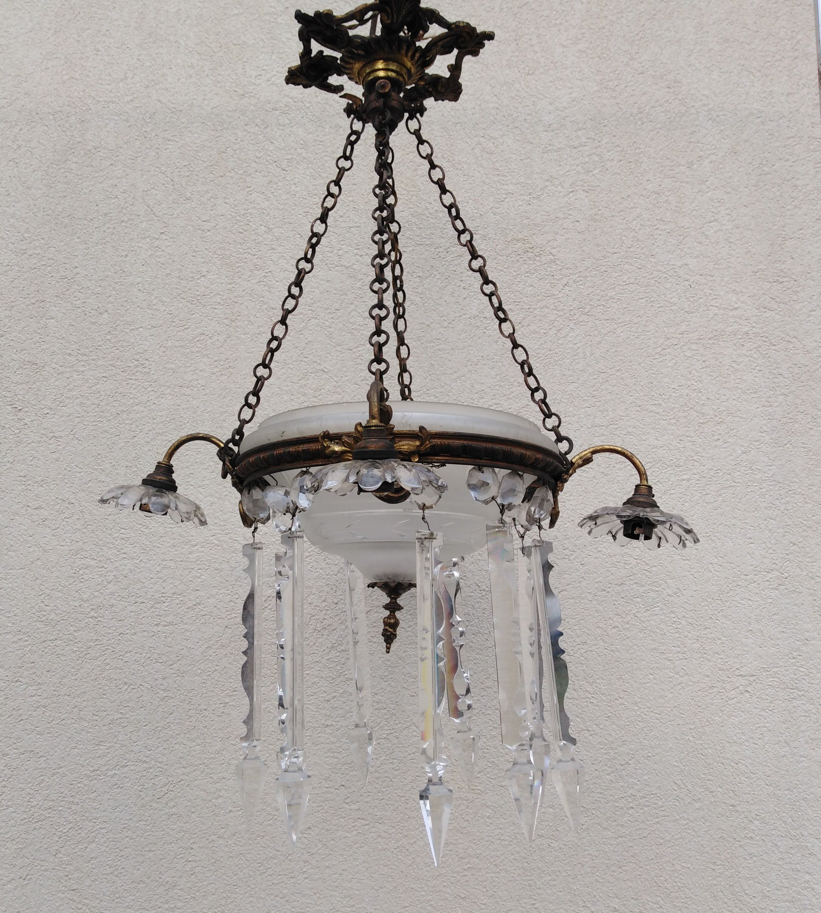 Art deco crystal hanging