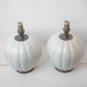 Pair of ceramic lamp feets