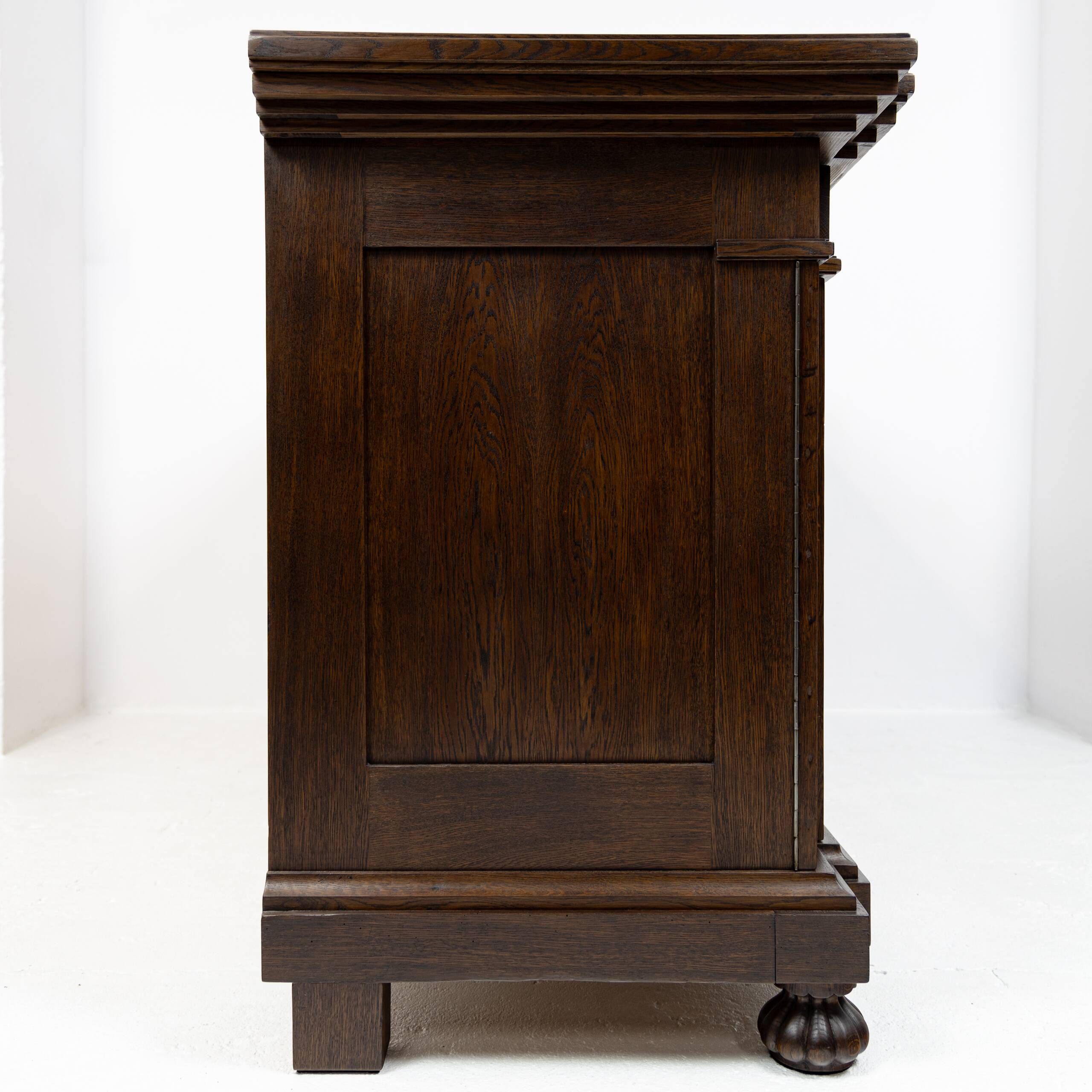Large buffet with 4 doors in oak and mahogany - early 20th century