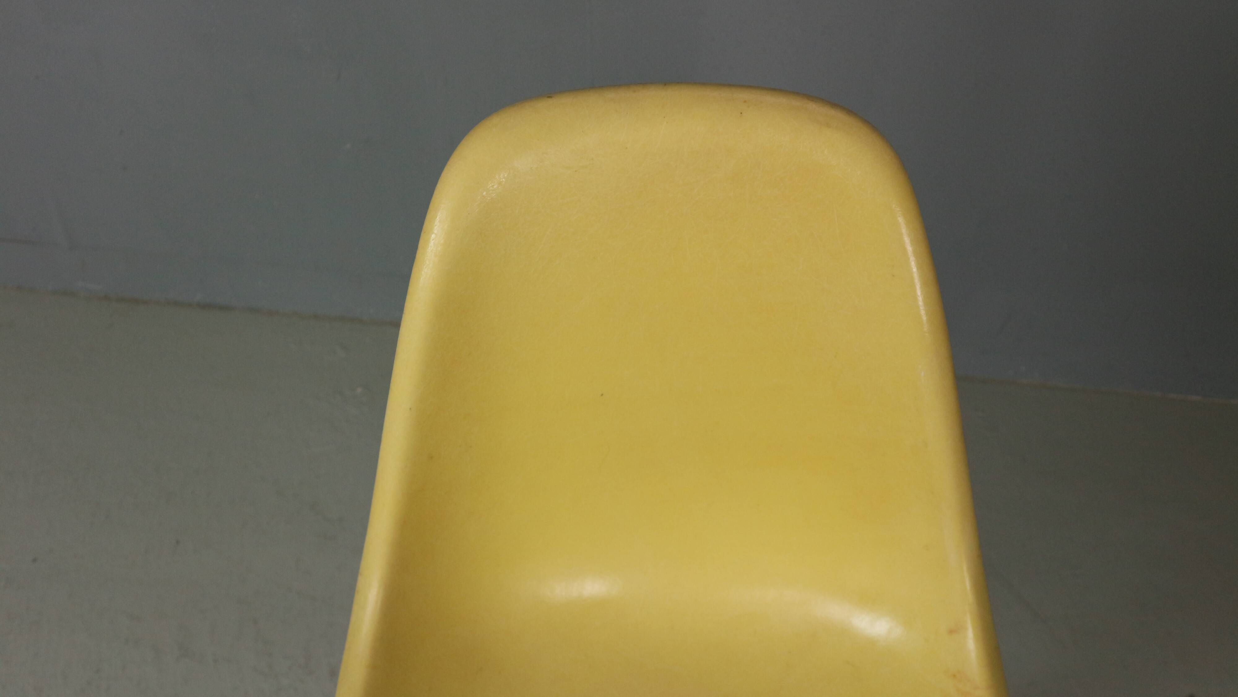 Charles & Ray Eames "La Fonda" Light Yellow Fiberglass Chairs Herman Miller