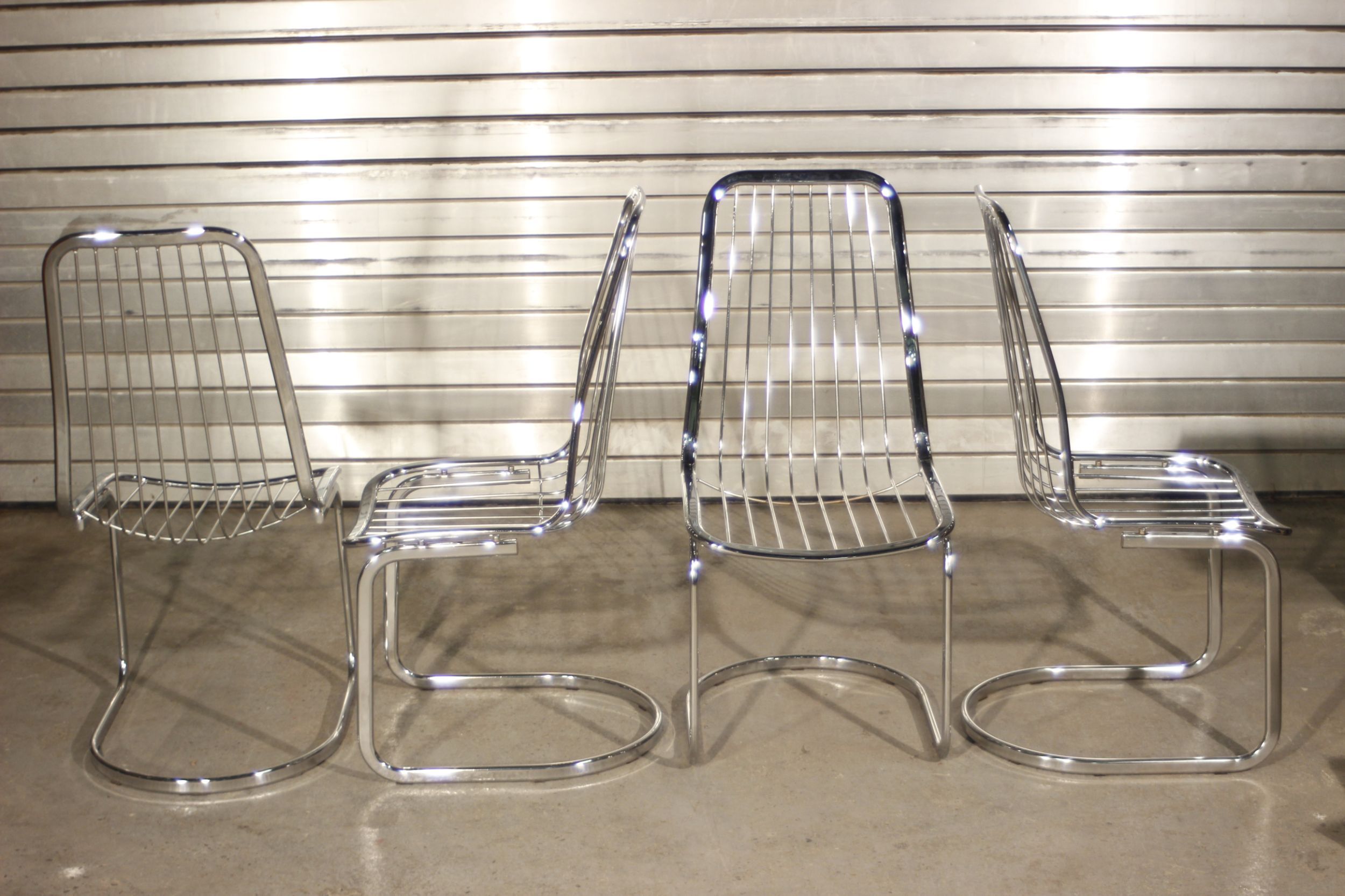 Lot de 4 chaises de salle à manger en tige d'acier chromé par Gastone Rinaldi, Italie 1970s