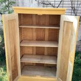 Armoire parisienne