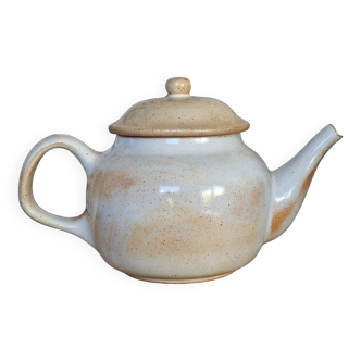 Teapot in Marais Sandstone