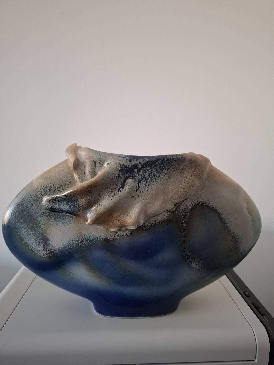 Ceramic vase with glazes