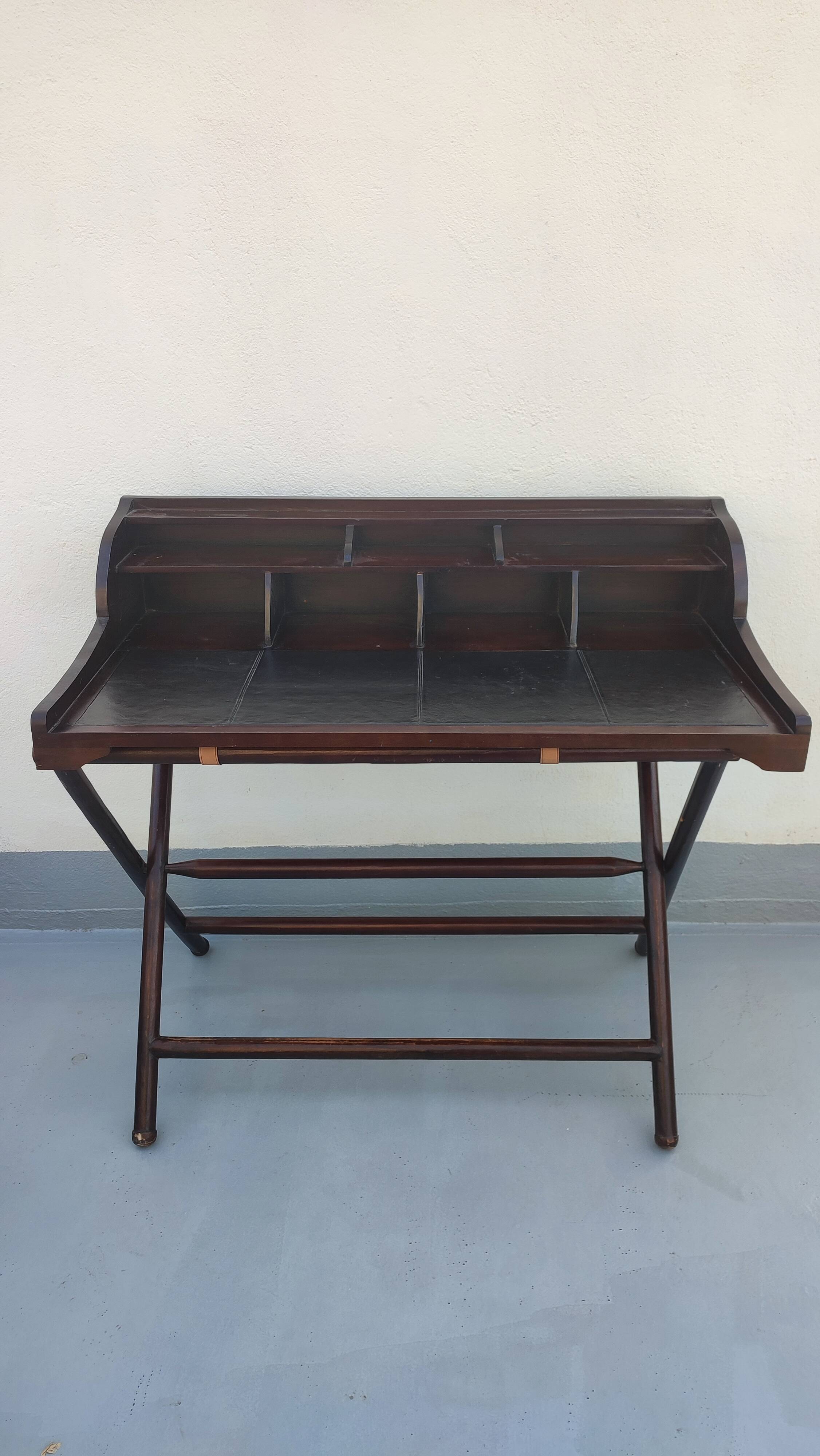 Colonial desk in wood and leather with armchair