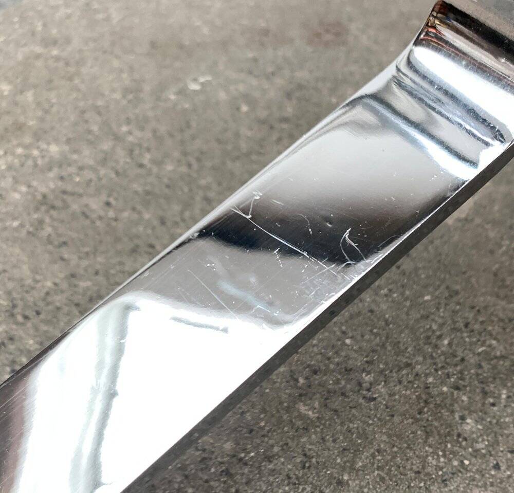 Joker coffee table in chrome and glass in mid-century Space Age style by Olivier Mourgue for Airborne, 1960s.