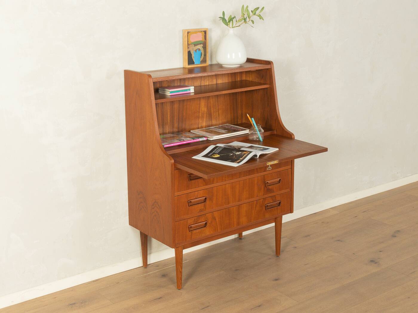 Bureau des années 1960, Gunnar Nielsen Tibergaard