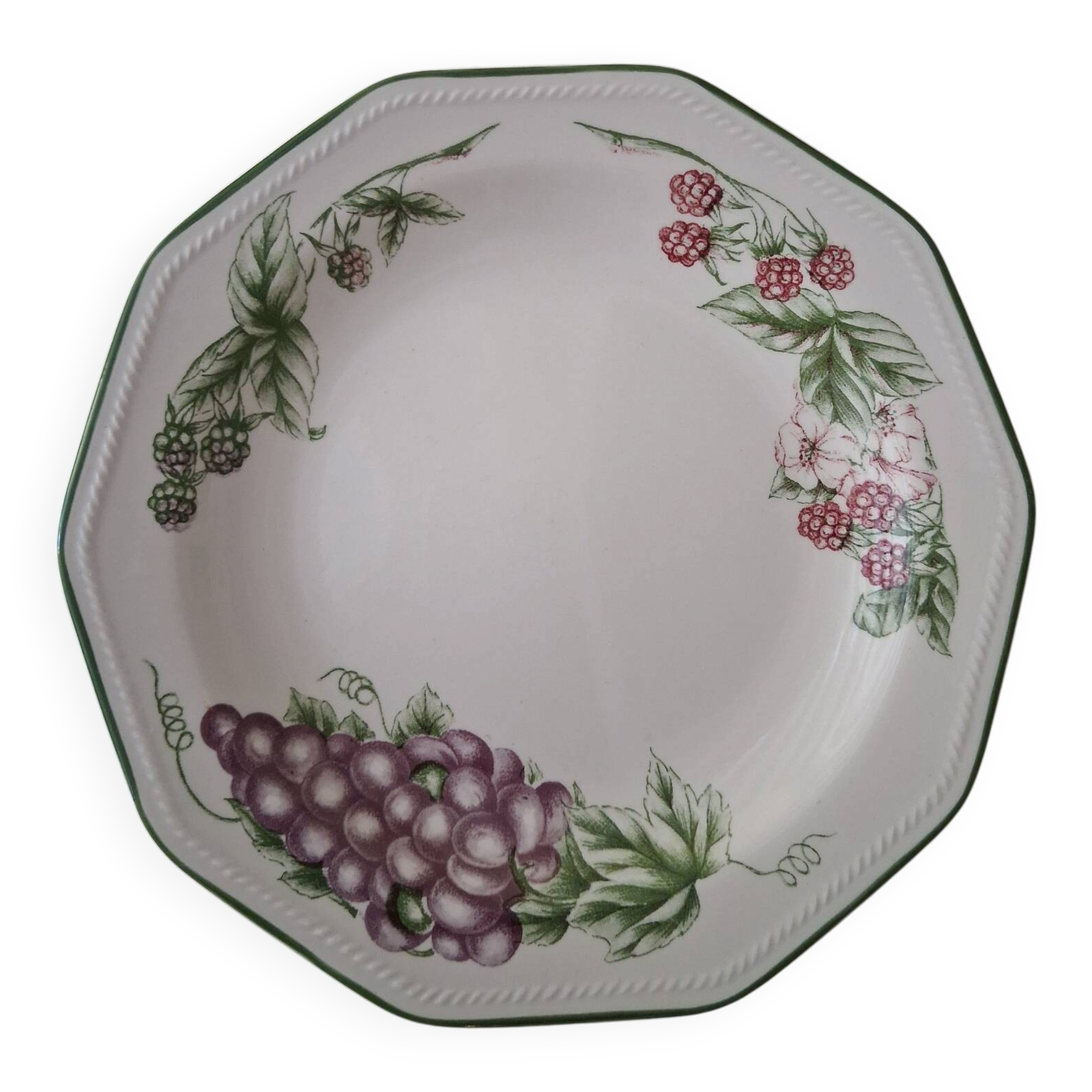 Dessert plates The Chartwell collection Churchill England