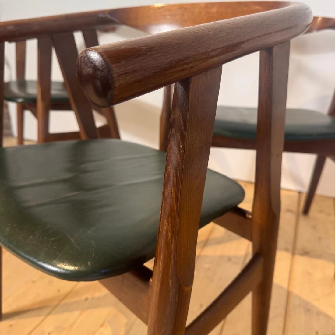 Set of 6 GE-525 chairs by Hans J. Wegner, 1960s