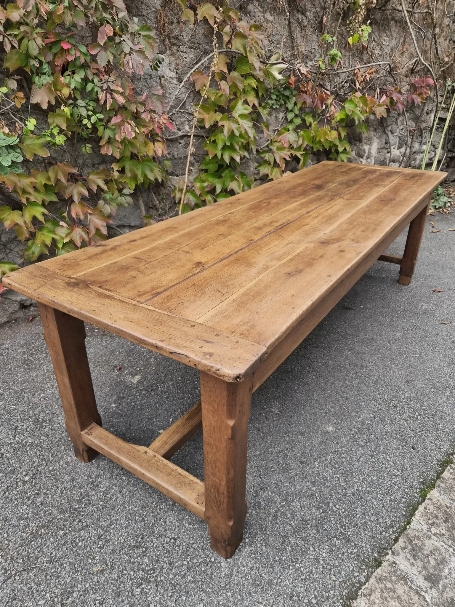 Old farmhouse table in oak, 18th century – Auvergne, France
