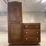 Armoire asymétrique en chêne epoque art deco
