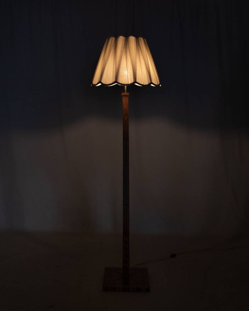 Lampadaire Art Deco en marqueterie, France, 1930s
