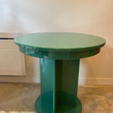 Lacquered round table