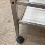 Serving table