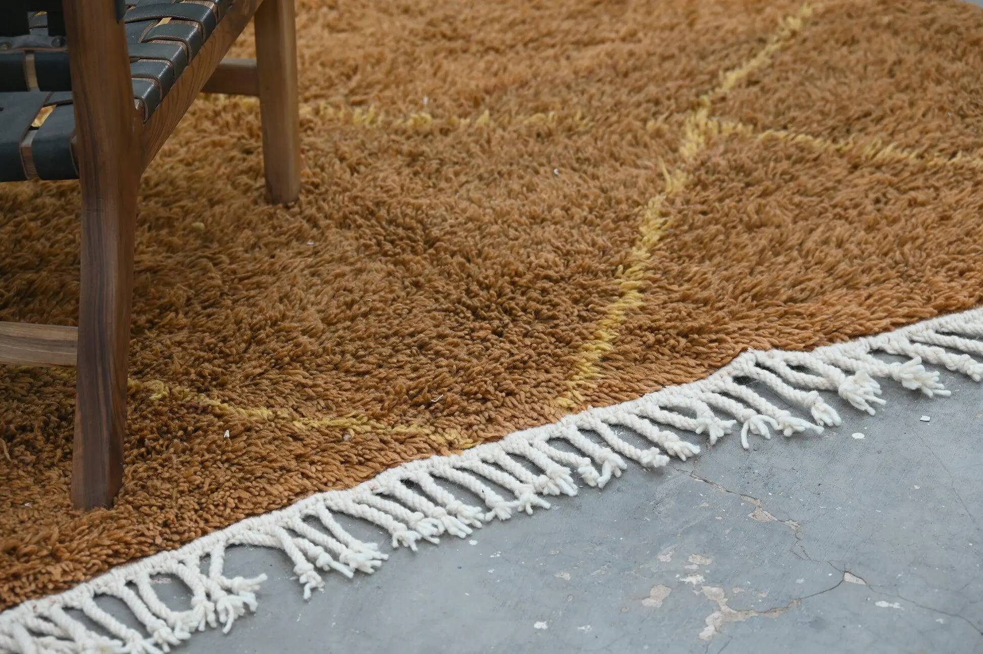 Handmade Moroccan rug, natural wool, 2.5x1.5 m.