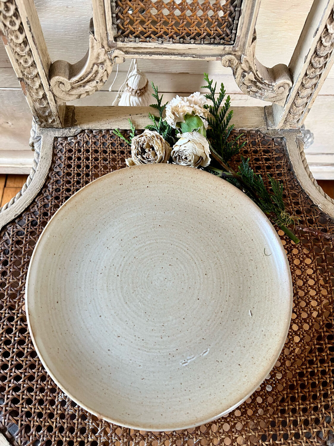 Set of 4 vintage stoneware plates