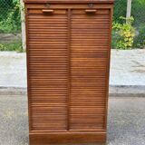 Double curtain cabinet in oak