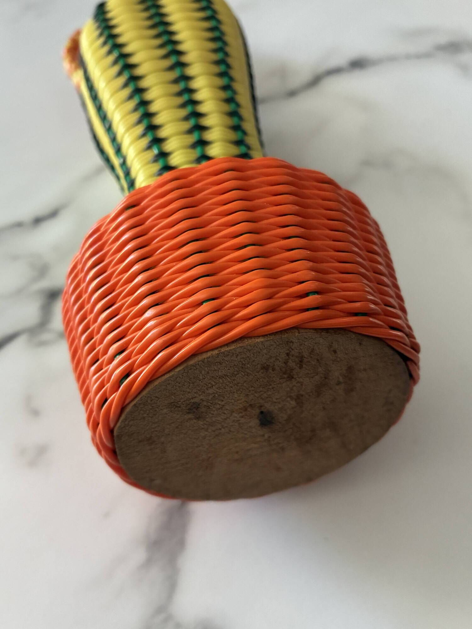 Decorative scoubidou bottle