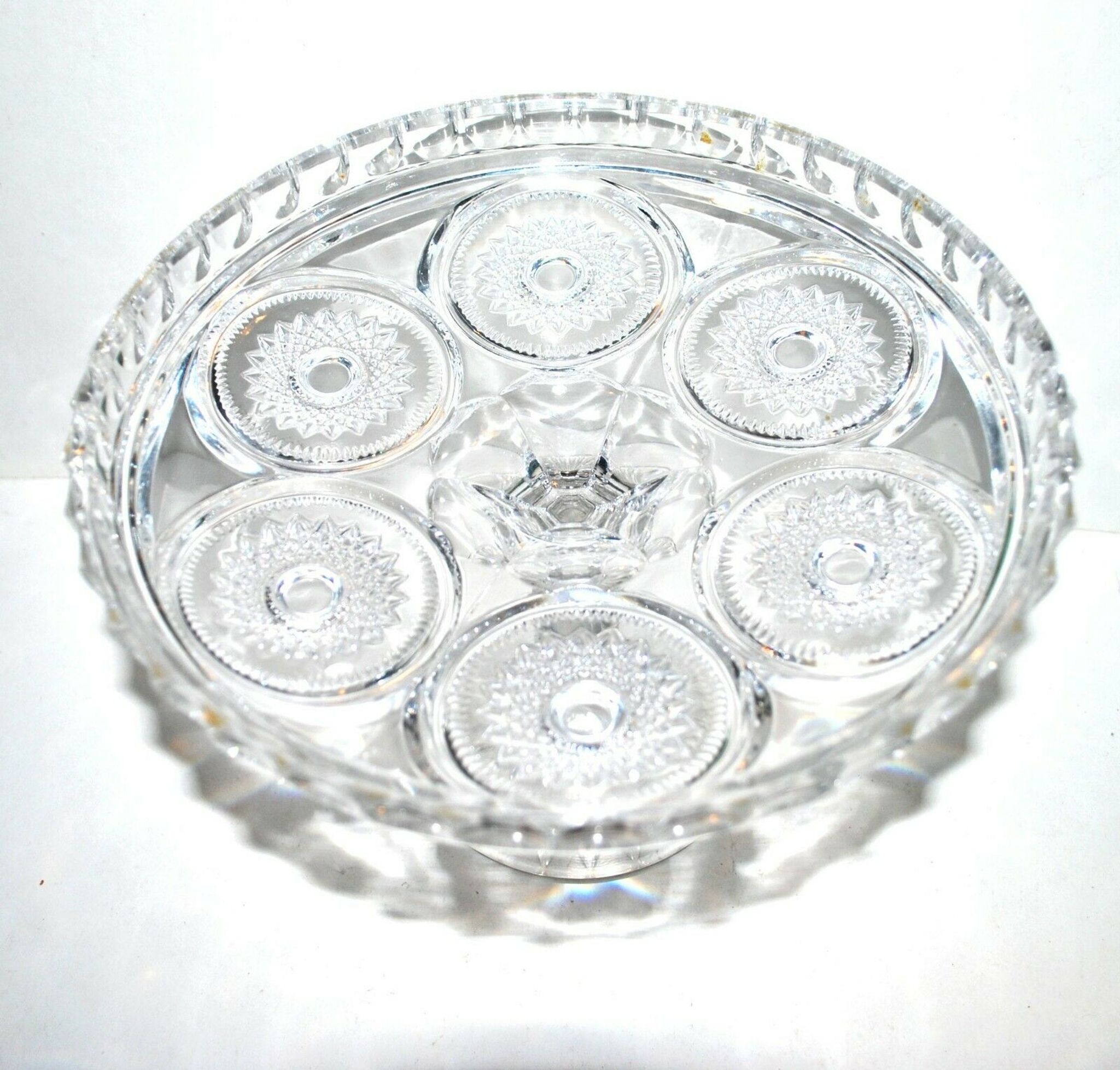 Coupe sur pied tarte compotier en cristal moulé à étoiles en médaillon
