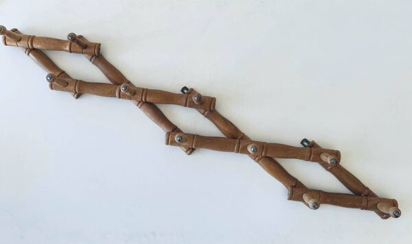 Ancien porte manteau mural en bois