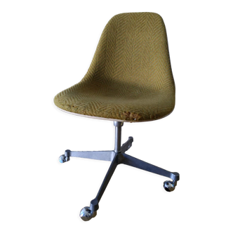 Office chair by Charles & Ray Eames edition Herman Miller 1960