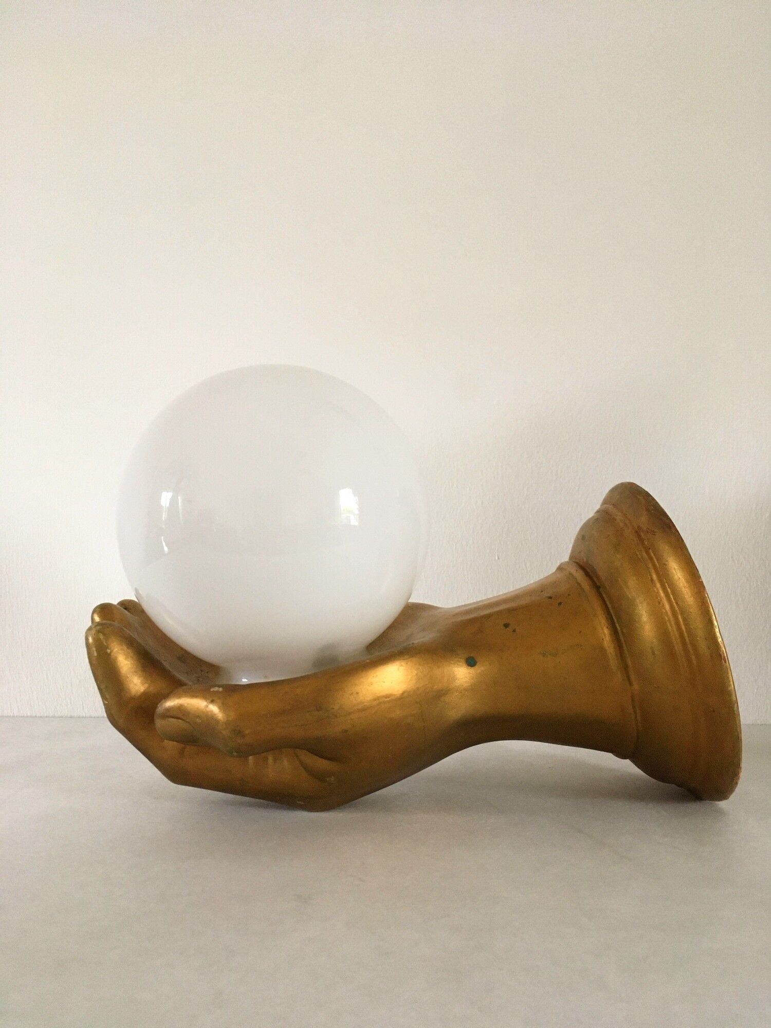 Vintage hand lamp in ceramic and opaline 70s