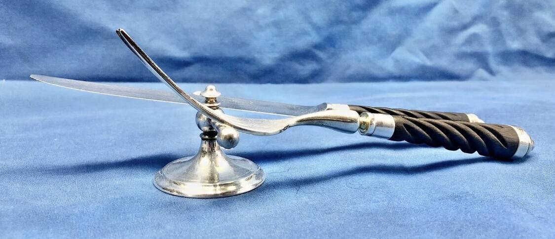 8 antique Art Deco silver-plated metal knife rests, Cailar Bayard hallmark