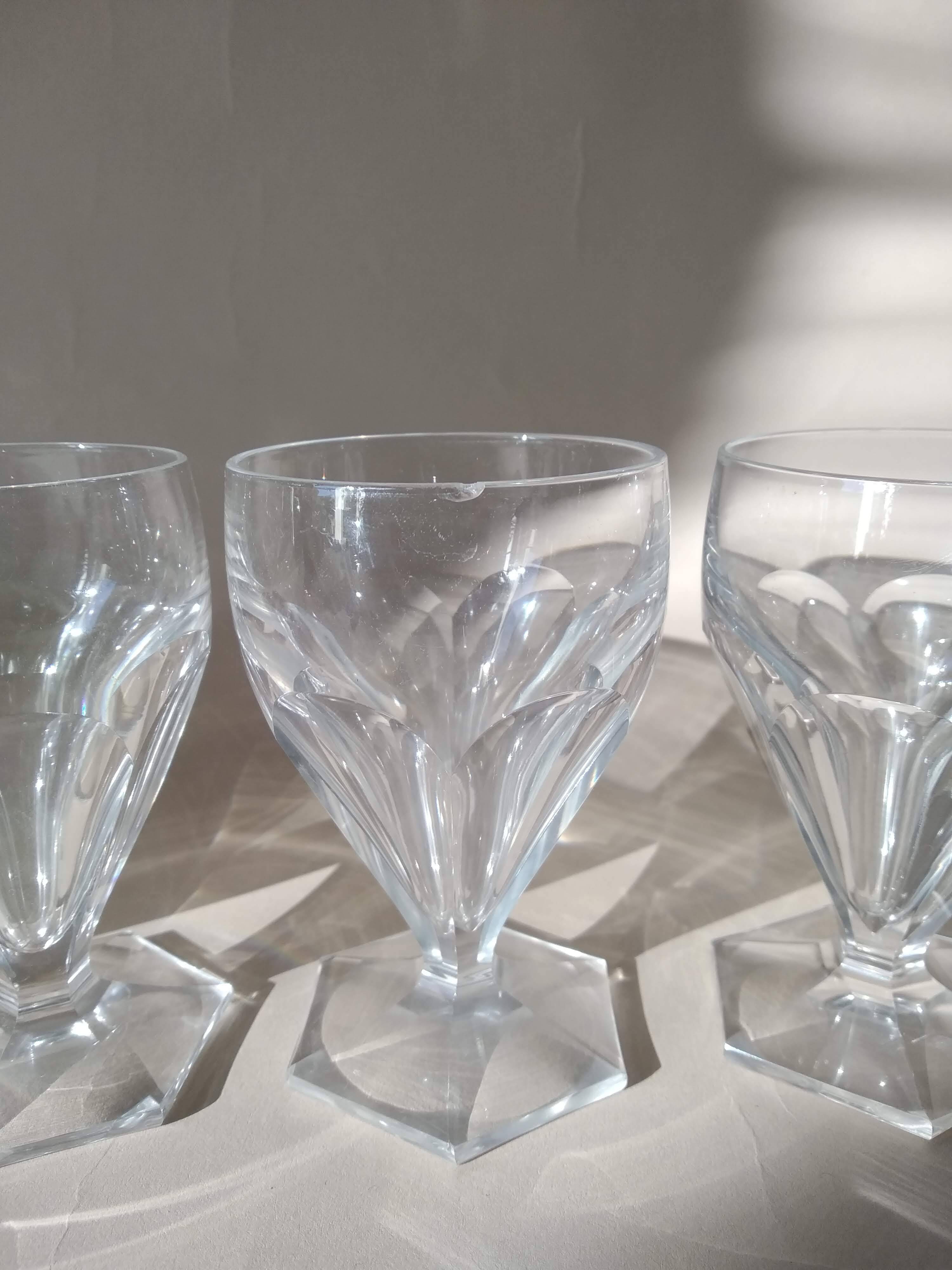 6 SAINT LOUIS flat-ribbed white wine glasses, Poincaré model